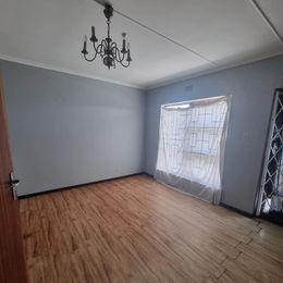 To Let 3 Bedroom Property for Rent in Ravensmead Western Cape